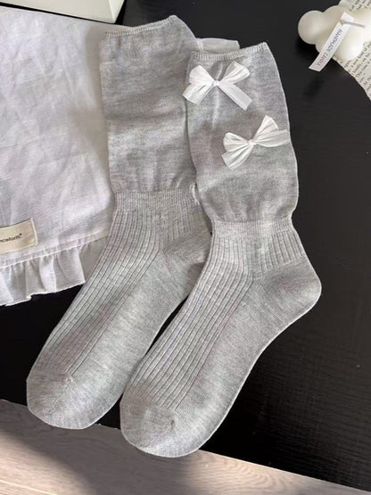 Lolita-Socken mit Schleife, Schwarz/Weiß/Beige/Grau, Kalbsleder