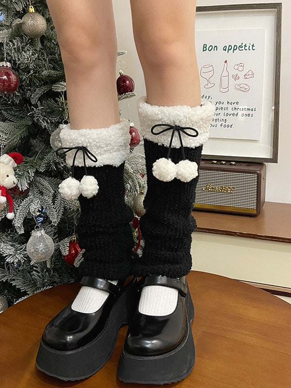 カーキ＆ブラウンのポンポン付きスウィートレッグウォーマー