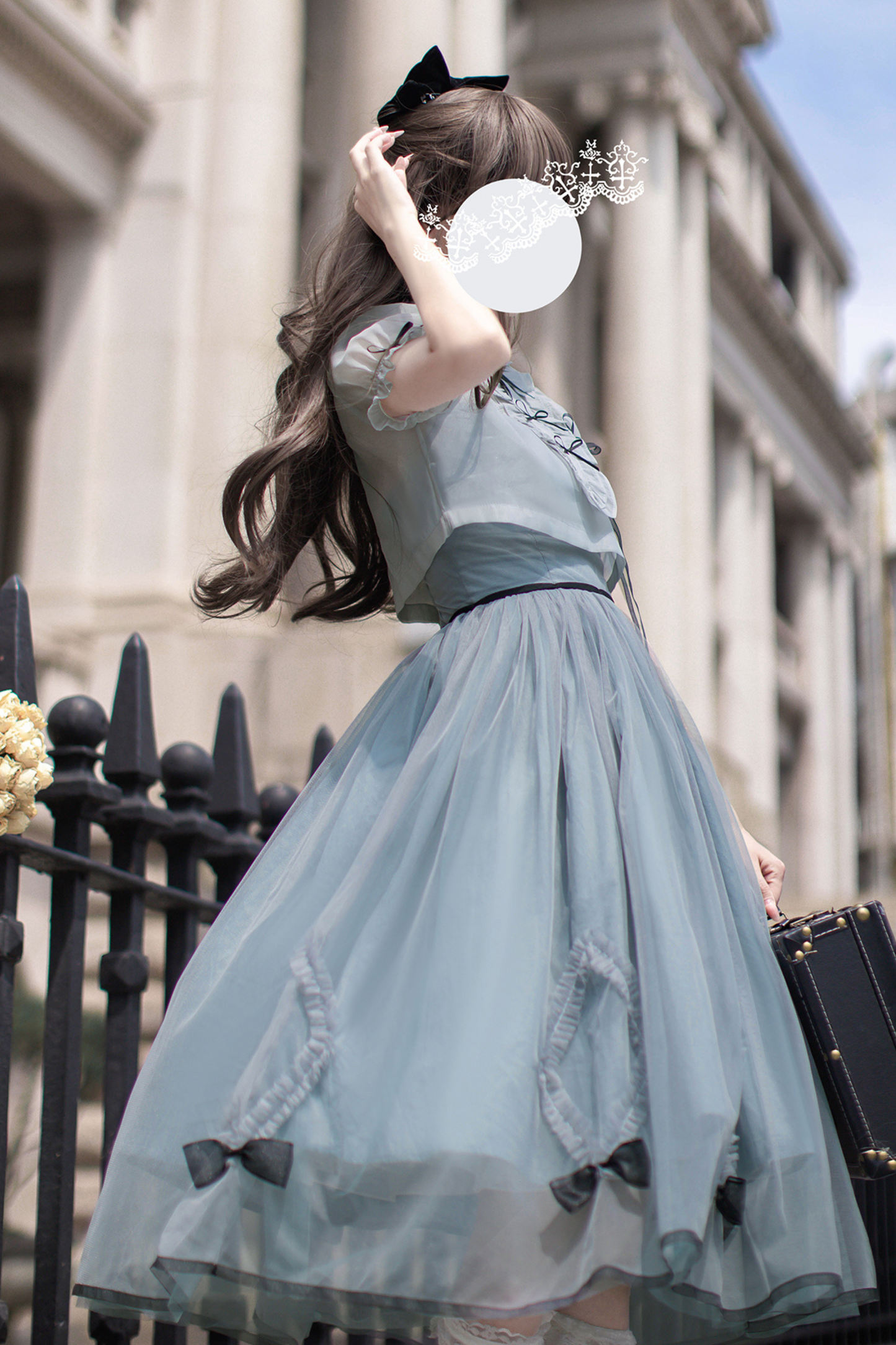 ブローチドレス ノスタルジックリボントップ + 旅するアリスアウター