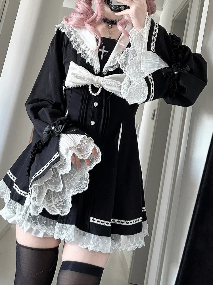 White - Shorts Gothic Black Landmine in Sailor Sleeve Lace-Threaded Bell Set Top Matching Style