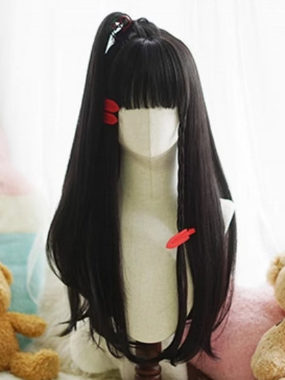 Schwarze lange glatte Perücke mit vollem Pony