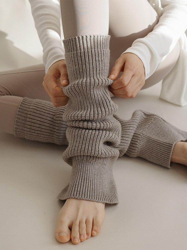 Slouchy Ribbed Knit Stirrup Leg Warmers | Night Experiment