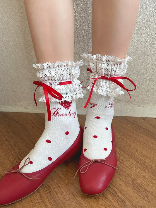 Pattern Lolita Trim White/Black Sockswith Lace Strawberry