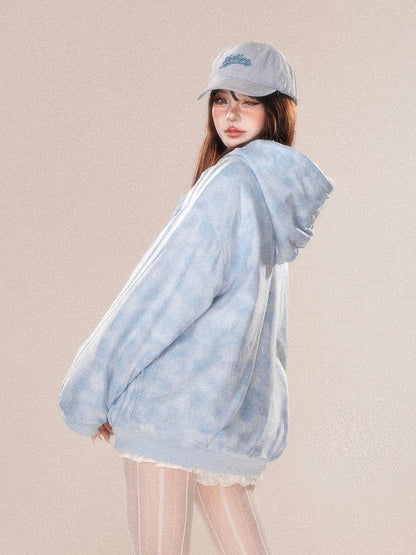 Dicke Wendejacke mit Kapuze und rosa-blauem Buchstabenmuster