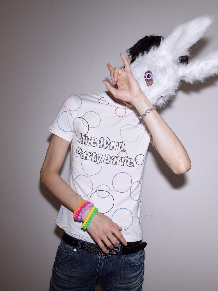 Festival Fitted White Tee with Letter and Circle Print - CHAI