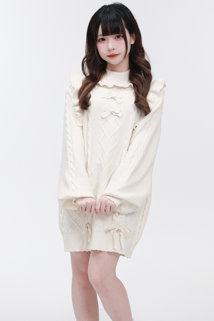 Pullover mit fliegendem Halsausschnitt und hohen Ärmeln