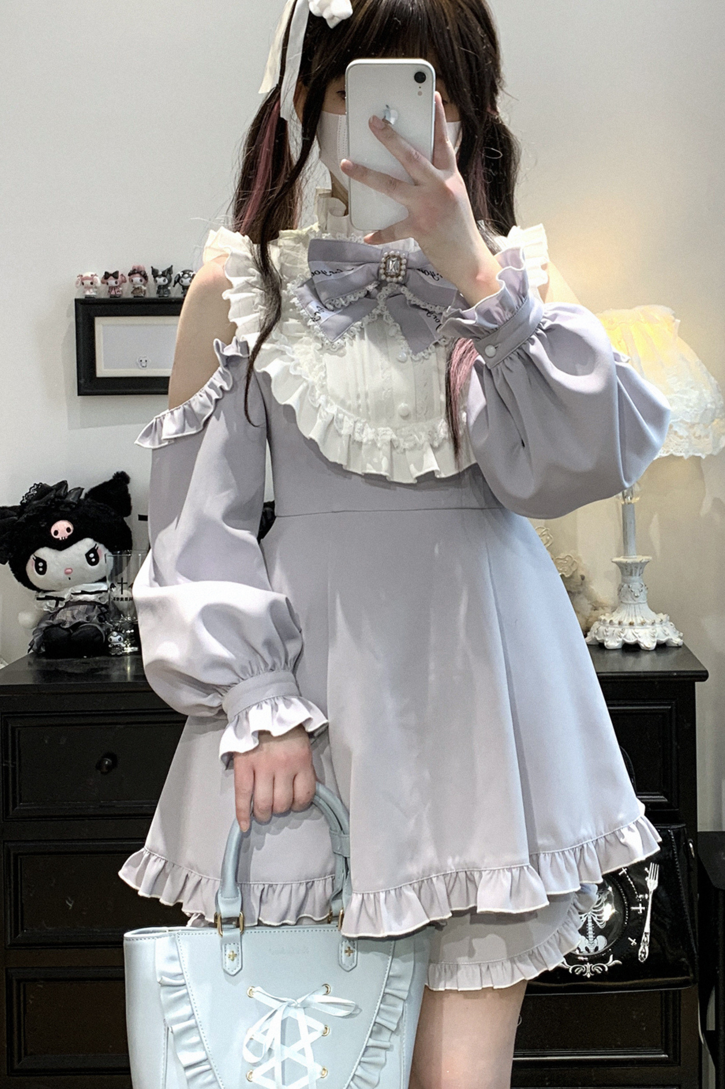 Ruffle + Princess Ribbon Top Off-Shoulder Shorts