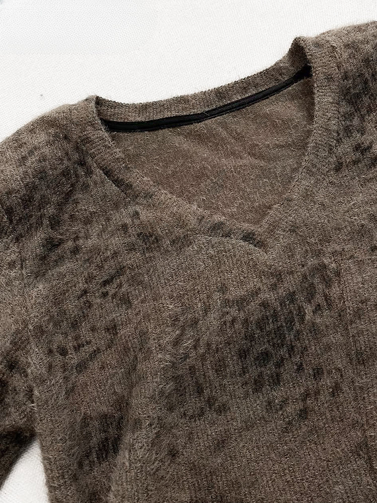 Coffee Leopard Pattern V-neck Top with Scarf