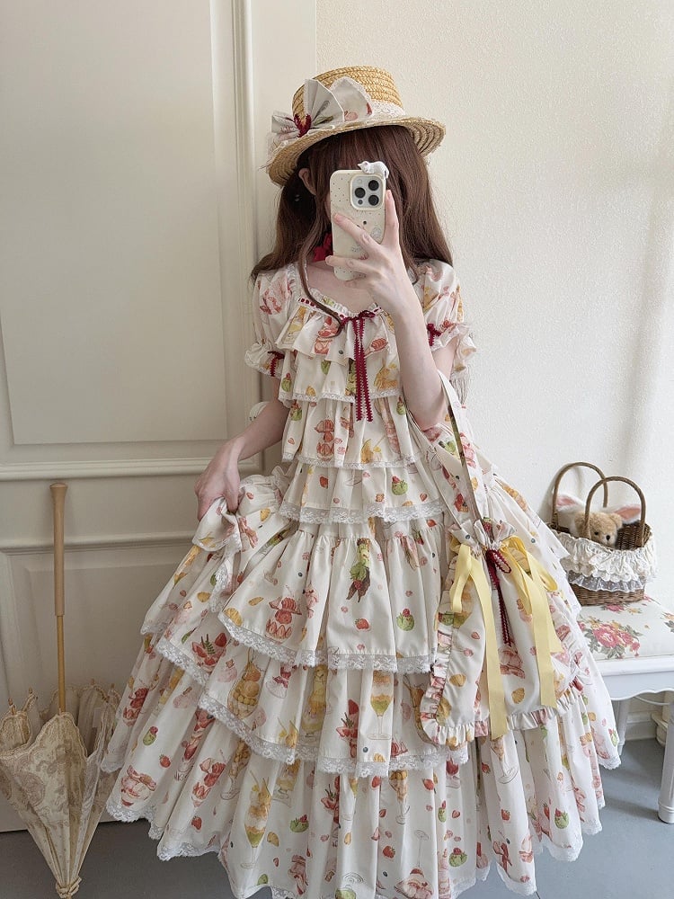 クリーム色のスカートプリントのティアードロリータ、甘いフルーツとデザート