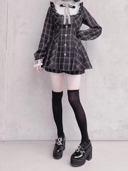 Verziertes Minikleid + Shorts Herzförmige Taille Flatter Jirai Kei Schwarz Weiß Kariertes Set mit hohen Ärmeln