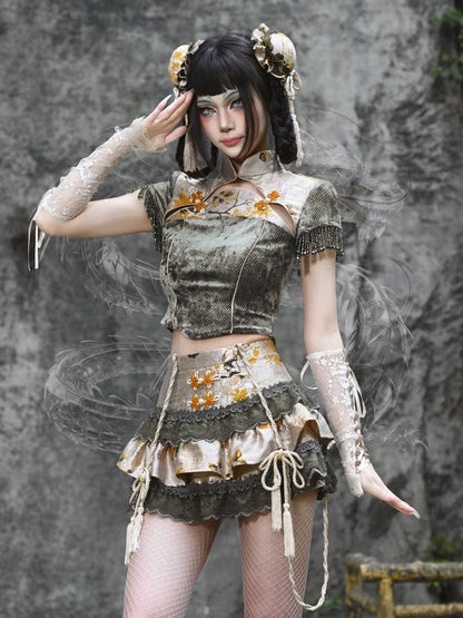 グリーンのチャイナドレスカラー、ゴストップ、ビーズタッセルカフス