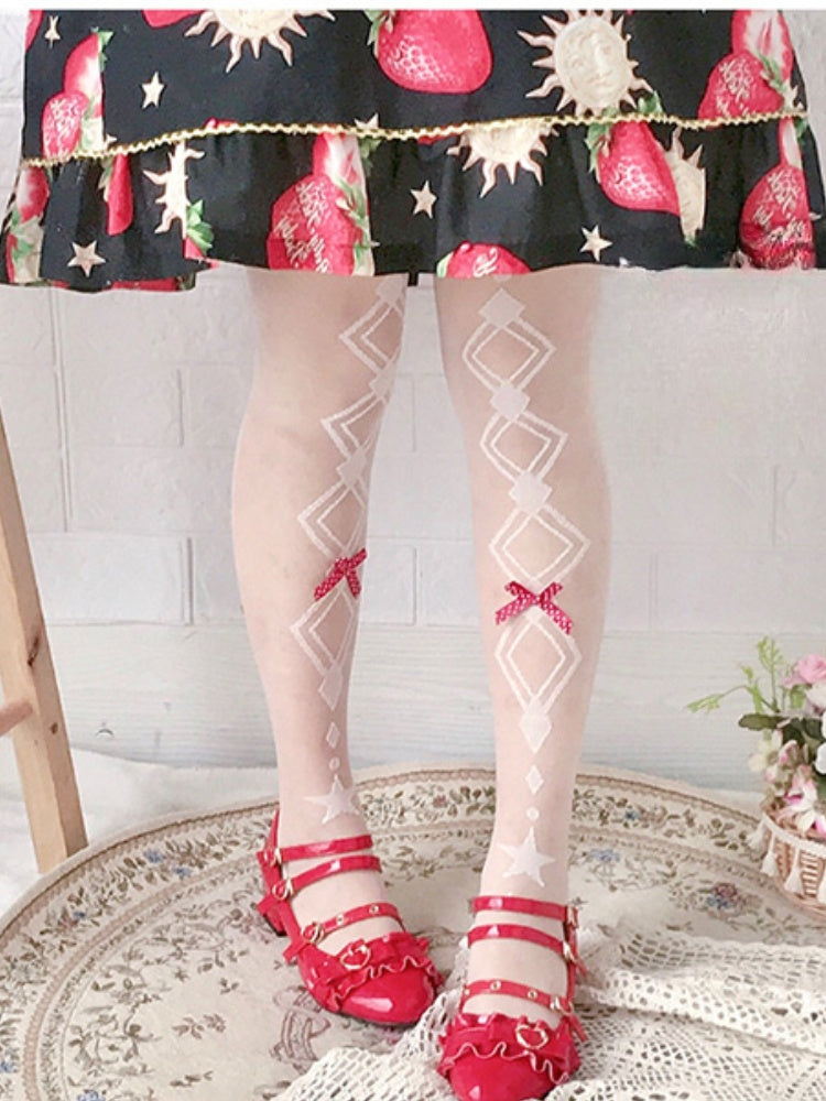 Lolita-Overknee-Strümpfe in Weiß mit roten Schleifen und Rautenmuster