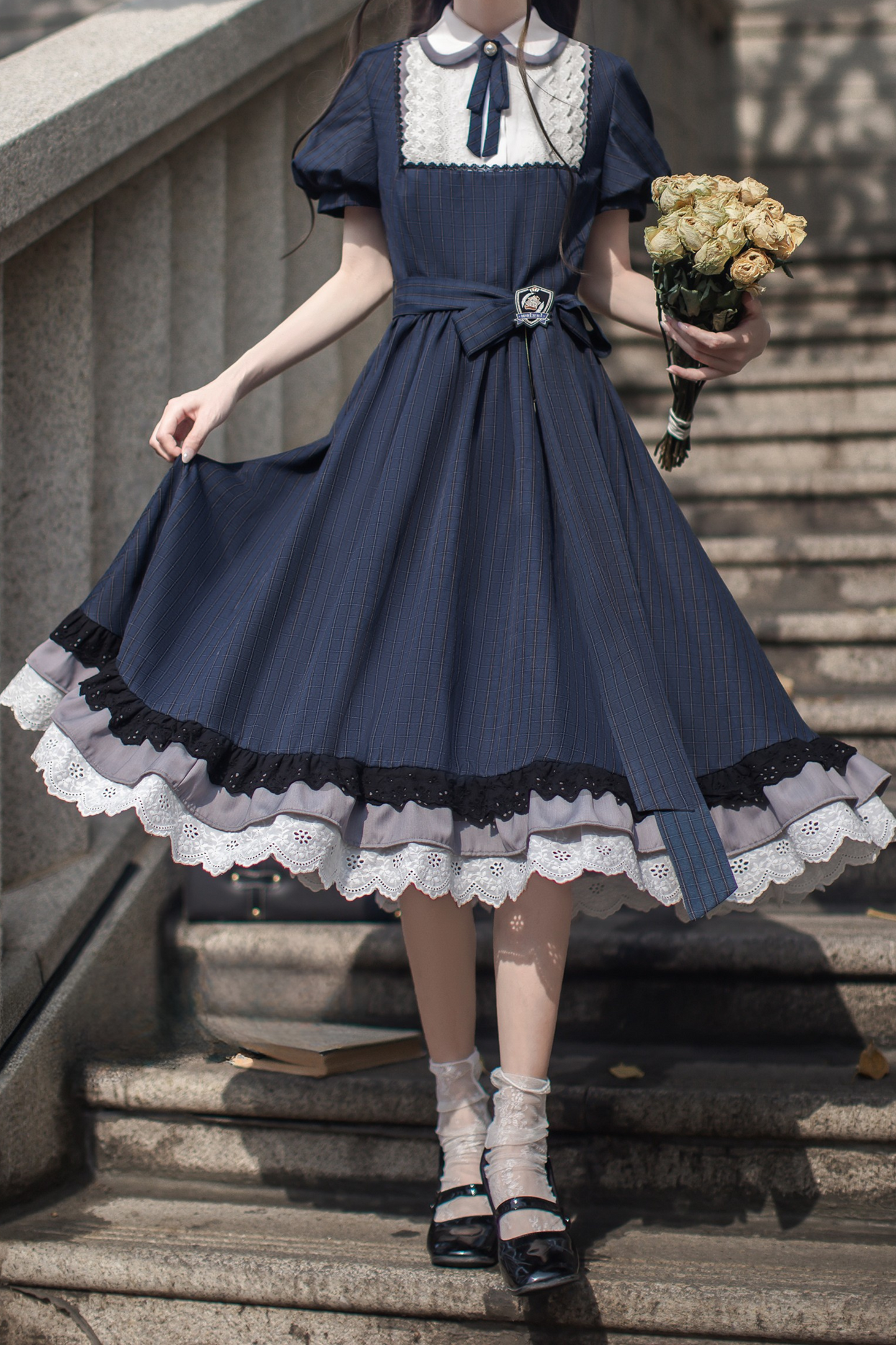 Kleid Marineblau Brosche Elegant Retro Blau + Band Schlank