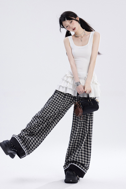 レッグチェックとブラックパンツ ホワイトワイド