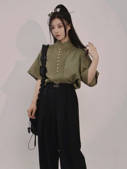Green Tencel Short Sleeve Shirt with Pleats & Clivia Pattern - Feng Hua Gui Guo Ling