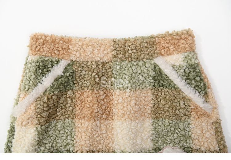 Green Cute Lamb Applique Plaid Fleece Skirt with Pockets