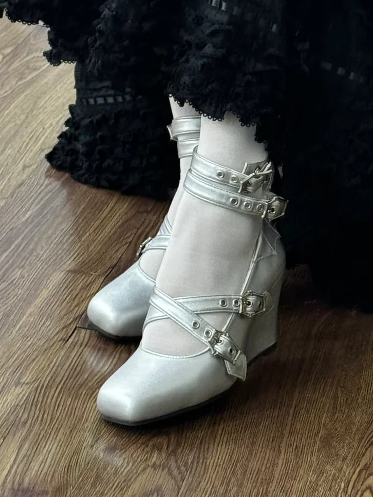 with Wedge Coffin-shaped Silver Design White Toe Gothic Crisscross Buckles Mary Square Janes