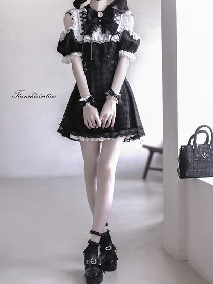 Trim Jirai Pattern Open in Dress Kei Plaid Lace White Shoulder with Lace-up Black Neckline