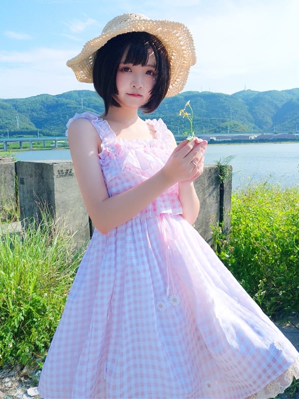 Robe d'été vichy rose Cottagecore avec bordure en dentelle marguerite et jupe pull Lolita à carreaux