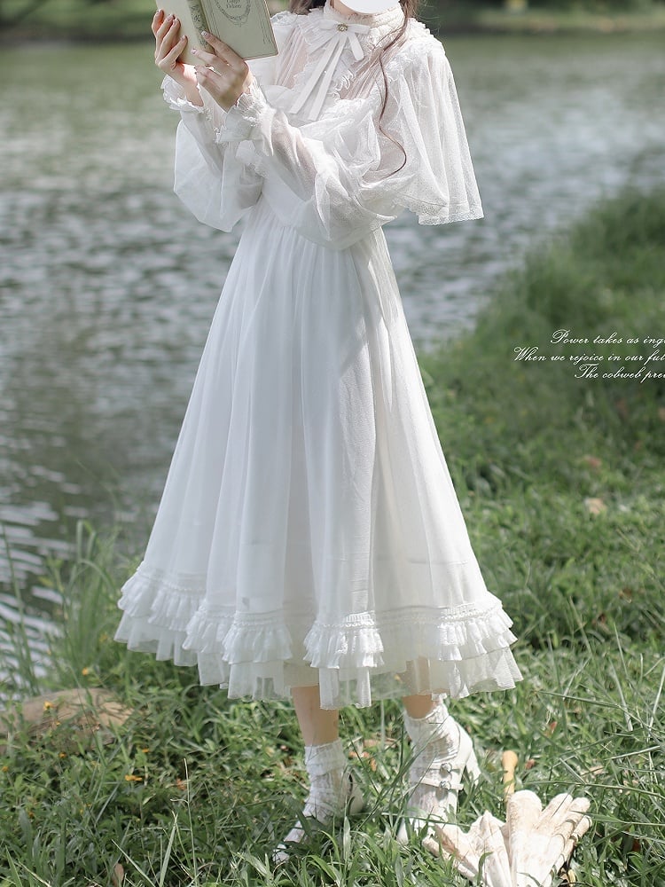 Lolita Classic Ethereal Tulle Dot All-White Style Sleeve Shiro in Cape Dress: