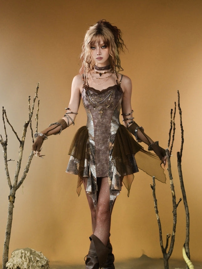 非対称スネークスキン裾パターンパンクウェイストランドブラウンコントラストレースパッチトップキャミソール