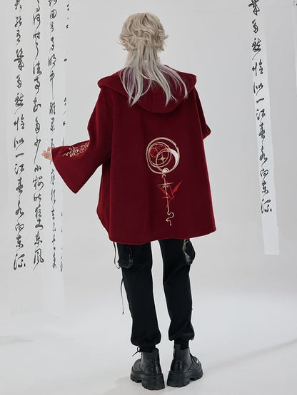 赤い新年の衣装の詳細 ユニセックスフード付きケープコート