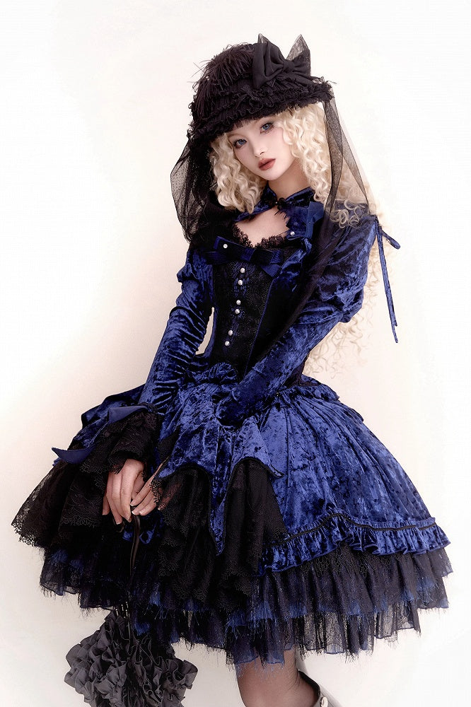 Dunkelblaues, abnehmbares Samtoberteil mit langen Glockenärmeln und Schlangenknochen-Stickerei