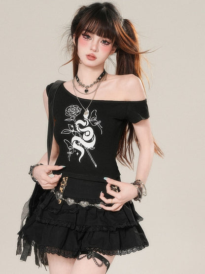 Weiß/Schwarzes T-Shirt Glamouröser asymmetrischer Print Rosette Bittersüßer Ausschnitt