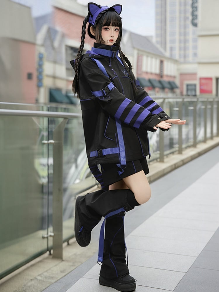 Schwarz-lila futuristische Techwear-Shorts im Landmine-Stil mit geradem Bein und ausgestellten Beinwärmern