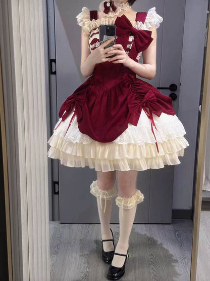 JSK à taille baleinée rouge bordeaux avec ourlet à volants - Gardenia Chronicle
