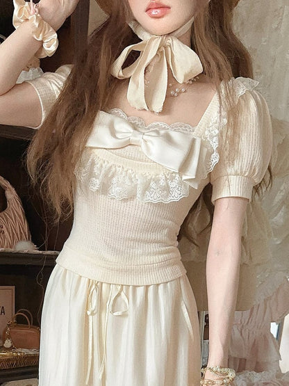 Trim Bow Apricot Top Slim-Fit Puff Playful With Lace Sleeve