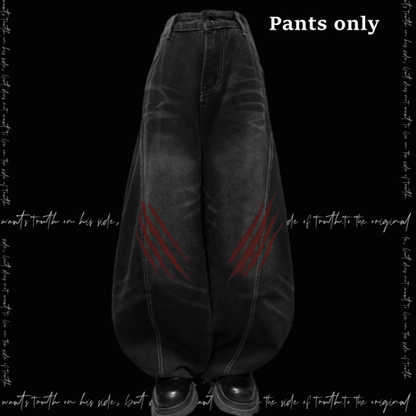 Weite Jeans mit verblasstem Kratzmuster und Used-Look im Punk-Look in verwaschenem Schwarz