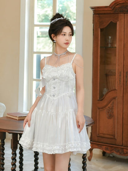 und Schleppe Weißes Satinkleid mit abnehmbaren Shiro Lolita-Ärmeln Ballon