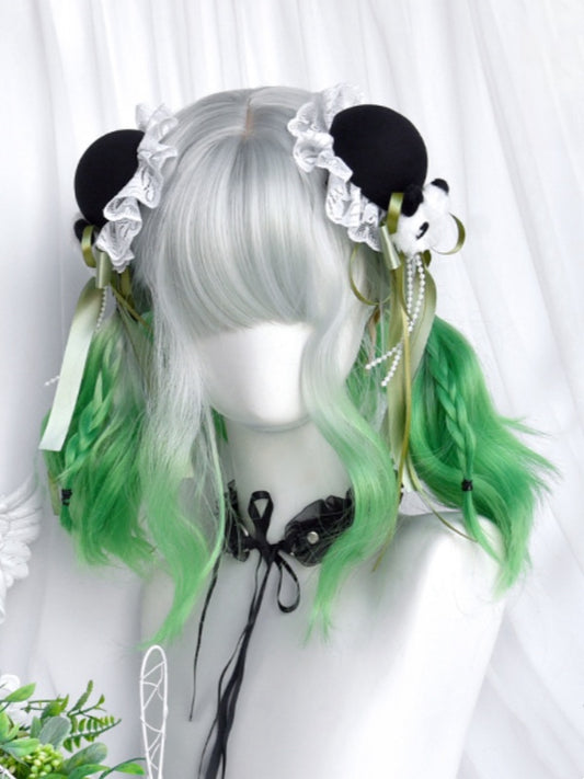 Silbergrüne Ombre-Perücke in Schulterlänge mit gewelltem Pony