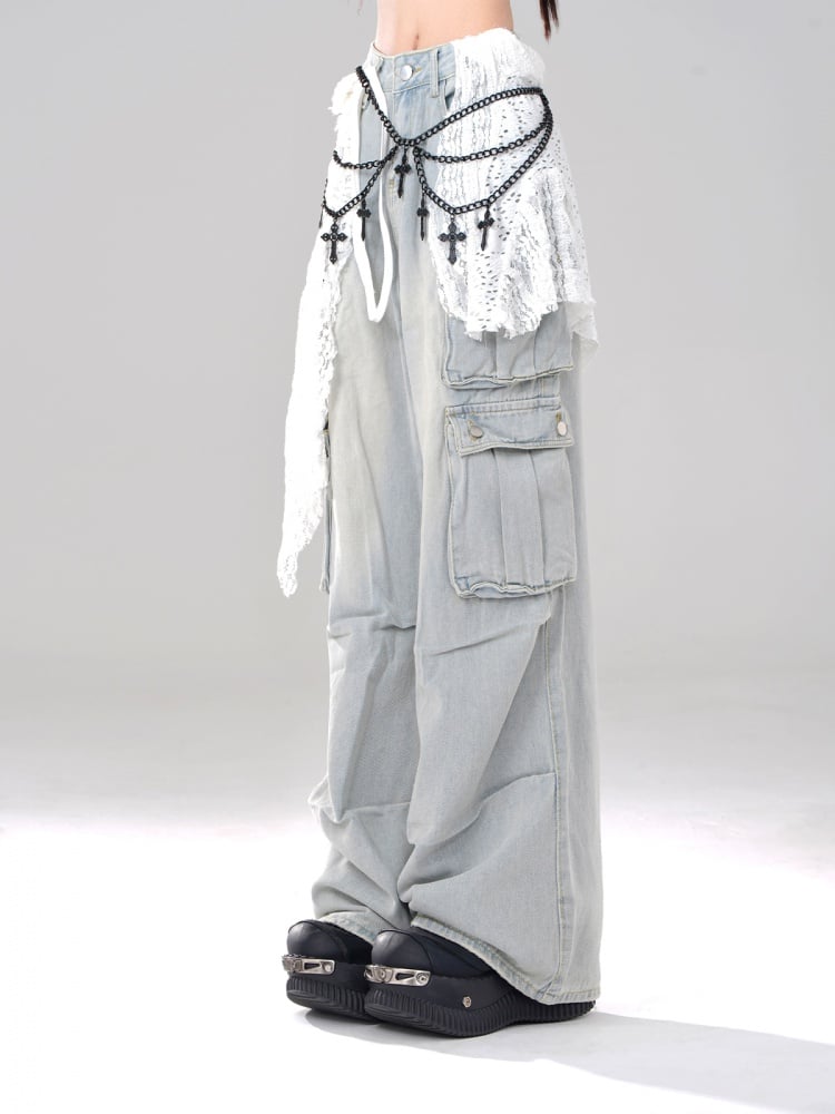 Hellblaue Cargo-Jeans mit Taschen