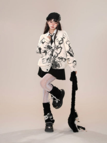 Cardigan mit V-Ausschnitt und Schmetterlings-Graffiti