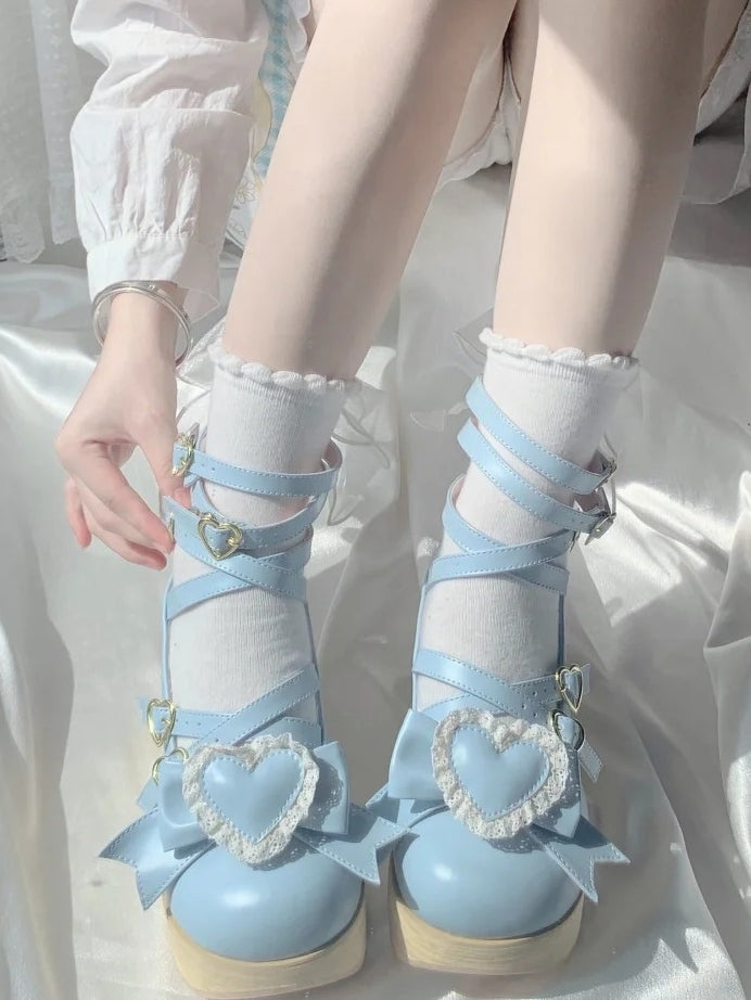 Detachable Bow at Top