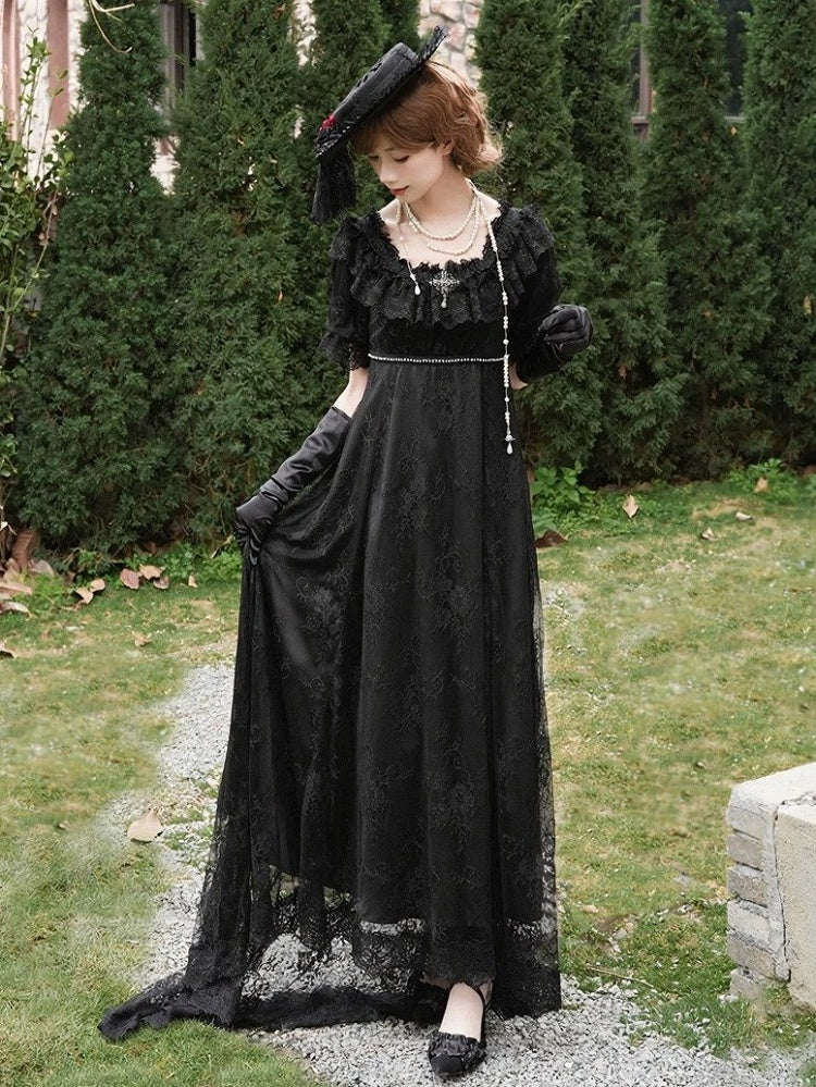 Black Square Neck Plus-Size OP Dress with Lace Accents - He Zi Has a Cat