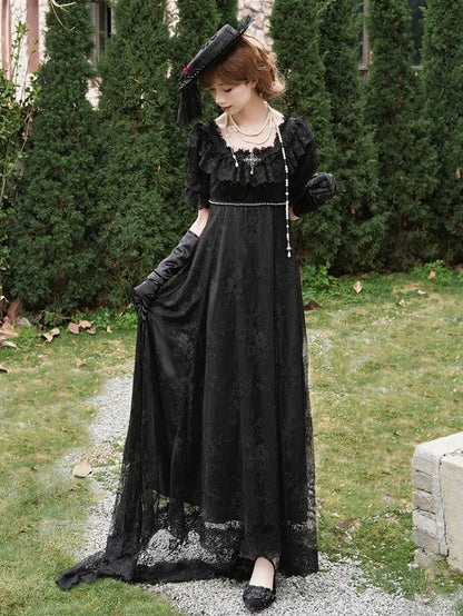 Black Square Neck Plus-Size OP Dress with Lace Accents - He Zi Has a Cat