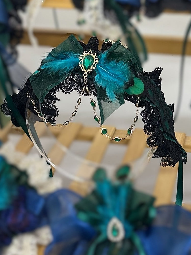 Green Chain Lace Feather with Gemstone Peacock Choker