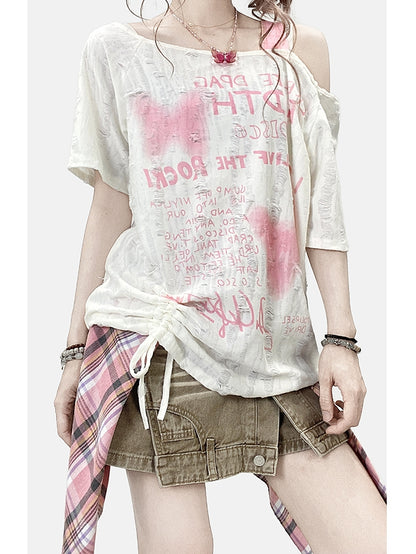 非対称Y2KビタースイートネックラインレターバタフライTシャツオフホワイトとプリント