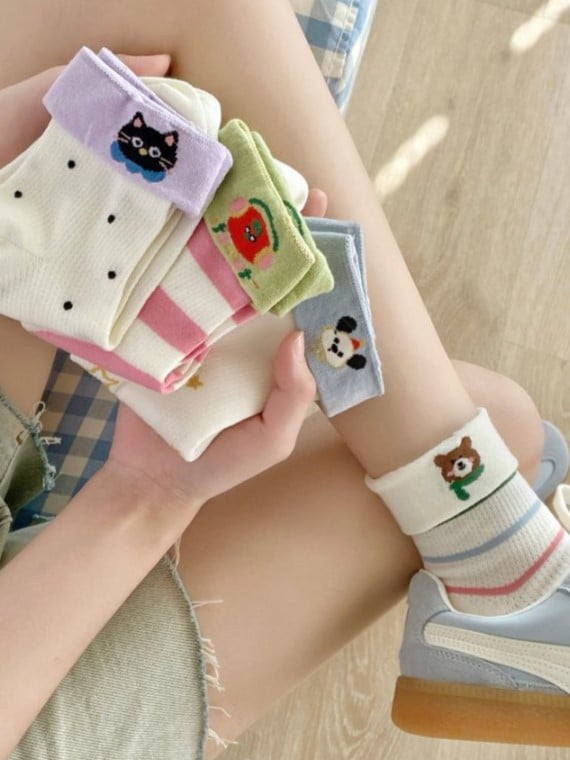 Kitty/Puppy/Bear Pattern Print Colorful Calf Socks Striped 9 Options