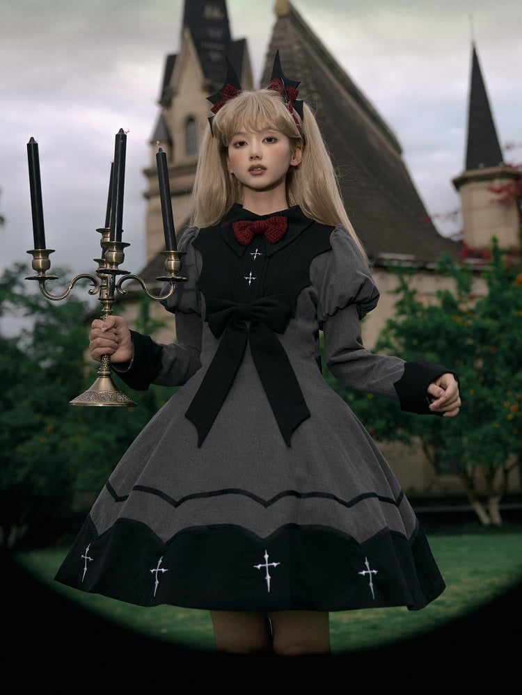 Geschwungenes Gothic Grau Schwarz und Flügel Lolita Fledermaus Mieder Juliette