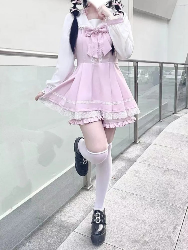 Kleid mit Hasenohren, Matrosenkragen, Shorts mit Rüschenbesatz, Fliege