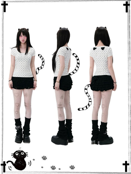 猫の足跡プリント、猫耳ゴシック、背中に白い十字架のディテールTシャツ、オールオーバーパステル