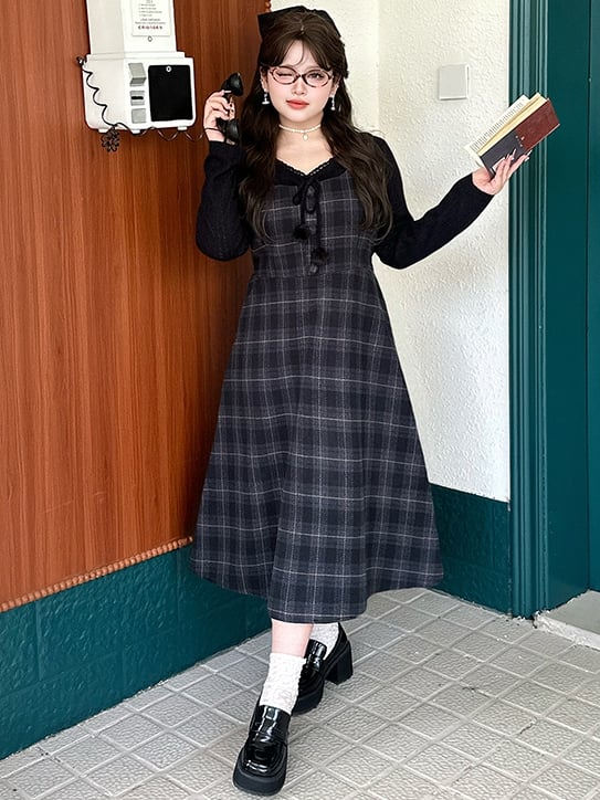 Übergröße, Staubblau, Woll-Overallkleid mit hoher Taille und Karomuster