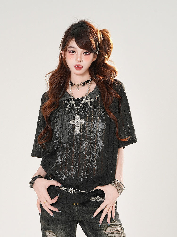 ホワイト/ブラックホール レースアップネックライン クロスアップリケ ダメージ加工