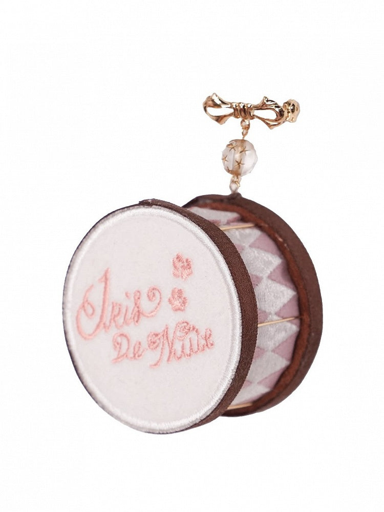 Embroidery Drum Brooch in Pink/Red - iris de nuit