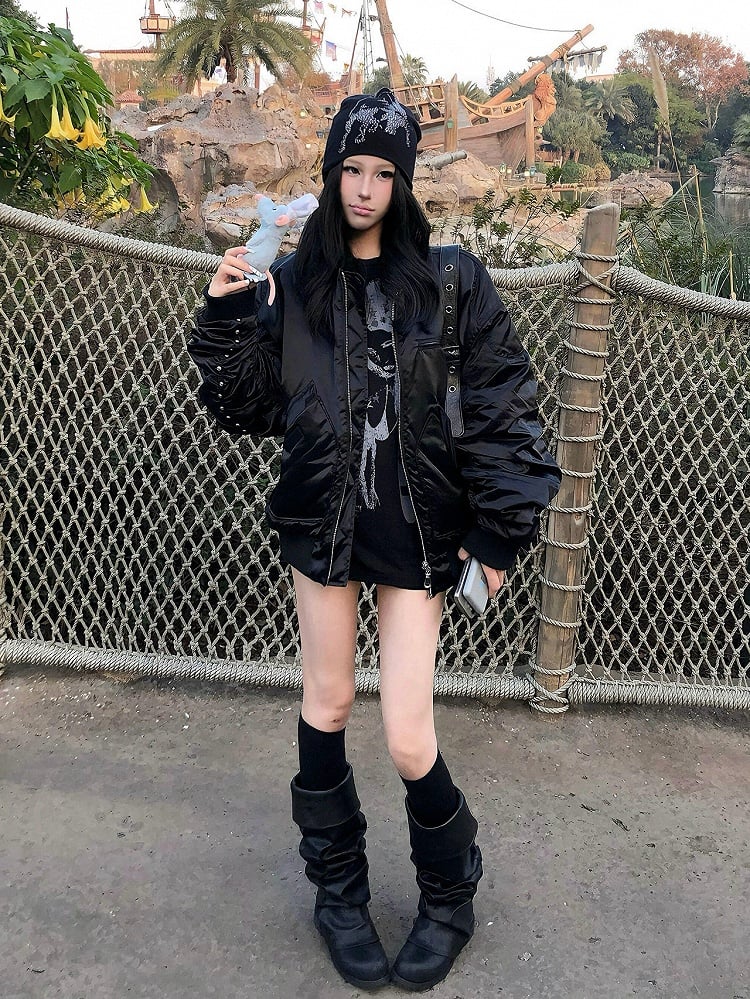 Gather with Detail Zipper Studs Jacket Black Sleeves