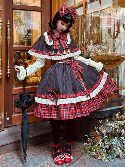 赤いチェック柄と黒いストライプ柄のドレス、取り外し可能な襟とネクタイ付きロリータジャンパースカート